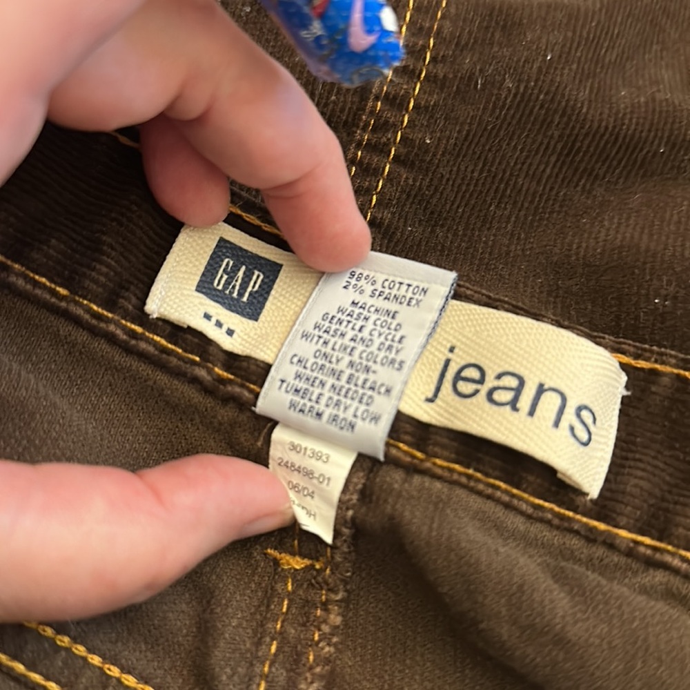 Adorable Gap knee-length brown corduroy skirt w/orange-brown stitching, EUC - Picture 8 of 8